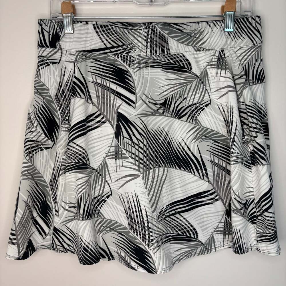 T by Talbots skort womens M tropical black white lined pull on pockets